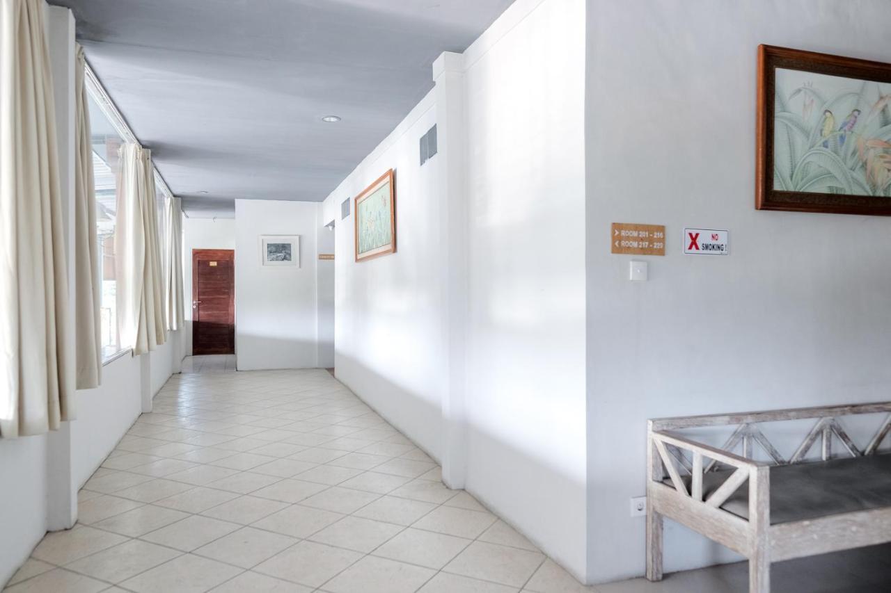Reddoorz Plus At Sunrise Hotel Sanur Extérieur photo